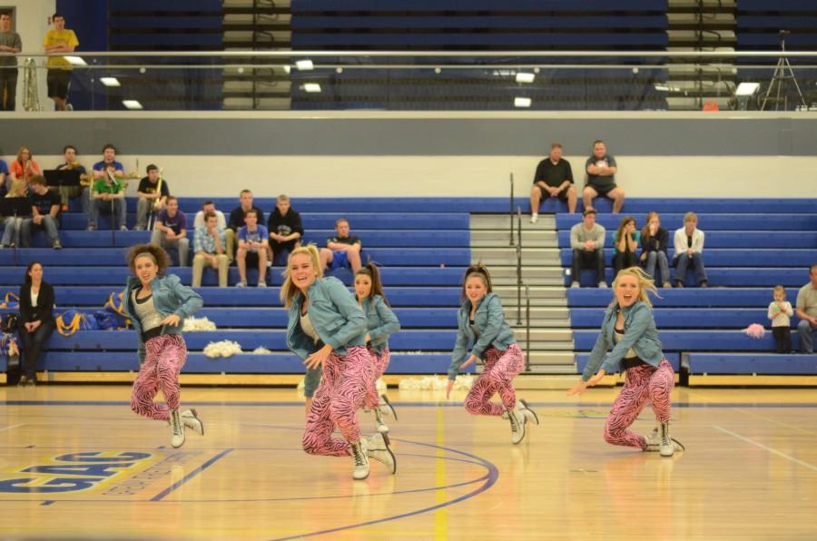 Dance Team Returns From Nationals