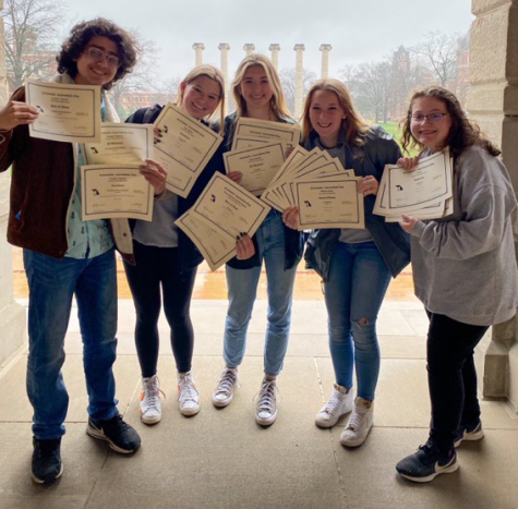 FHHS Publications editors travel to Columbia, MO and recieve 23 awards