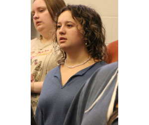 Sophomore Luciana Manno reherses for a performance during Howell Time, Nov. 8. Manno is one of 14 students who made the 2023 St. Louis Metro District 8 Honor Choir.