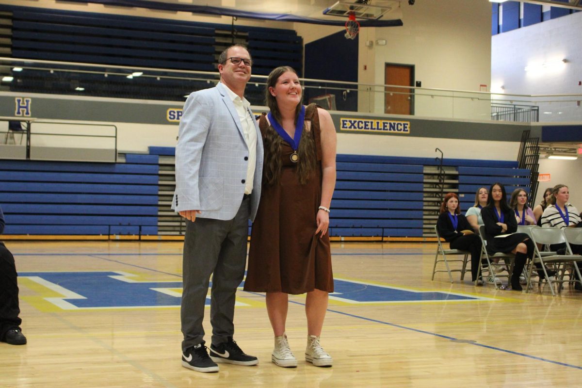 4/10 Golden Helmet Ceremony Photo Gallery